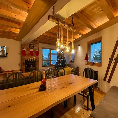 アパート K.i.d.s. ヴラシチ